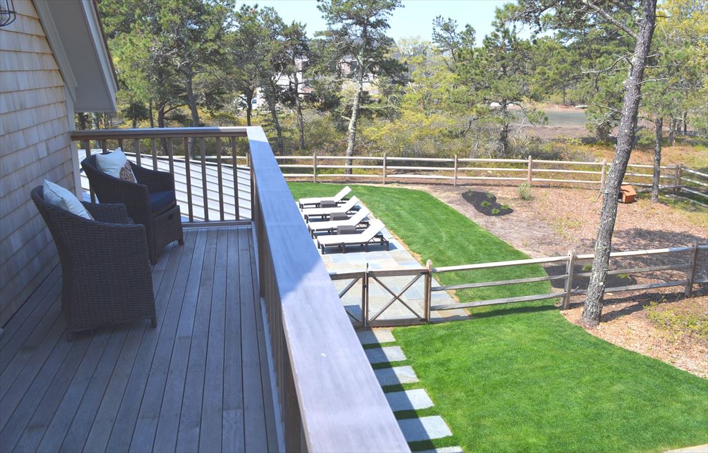 7 Mill Hill Farms Road, Edgartown, MA 02539, Residential