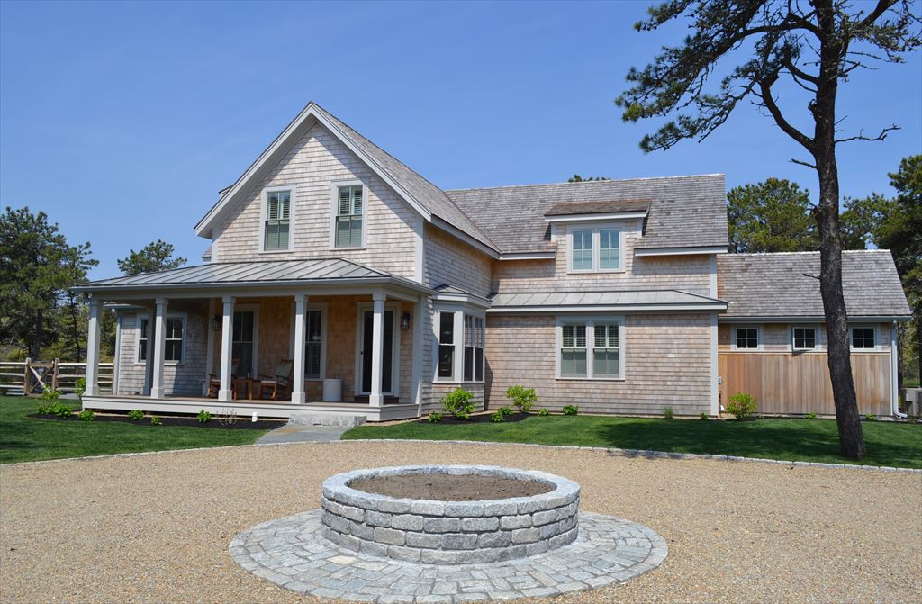 7 Mill Hill Farms Road, Edgartown, MA 02539, Residential