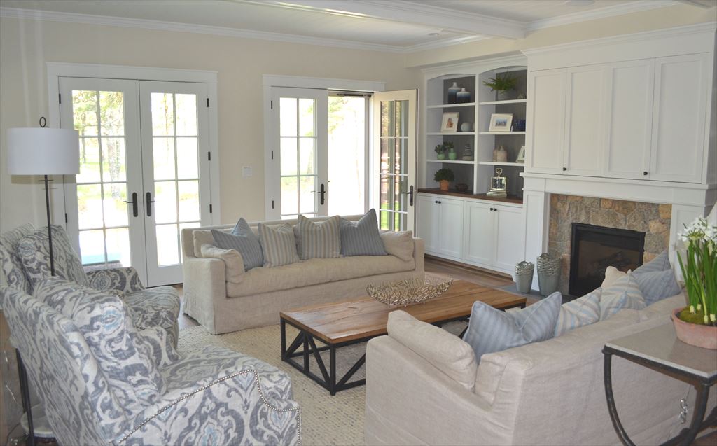 7 Mill Hill Farms Road, Edgartown, MA 02539, Residential