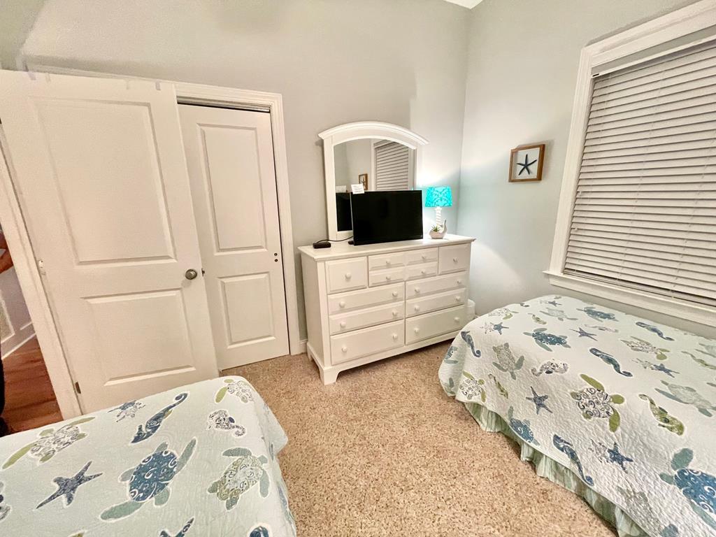 5904 Landis Avenue, Sea Isle City (Center)