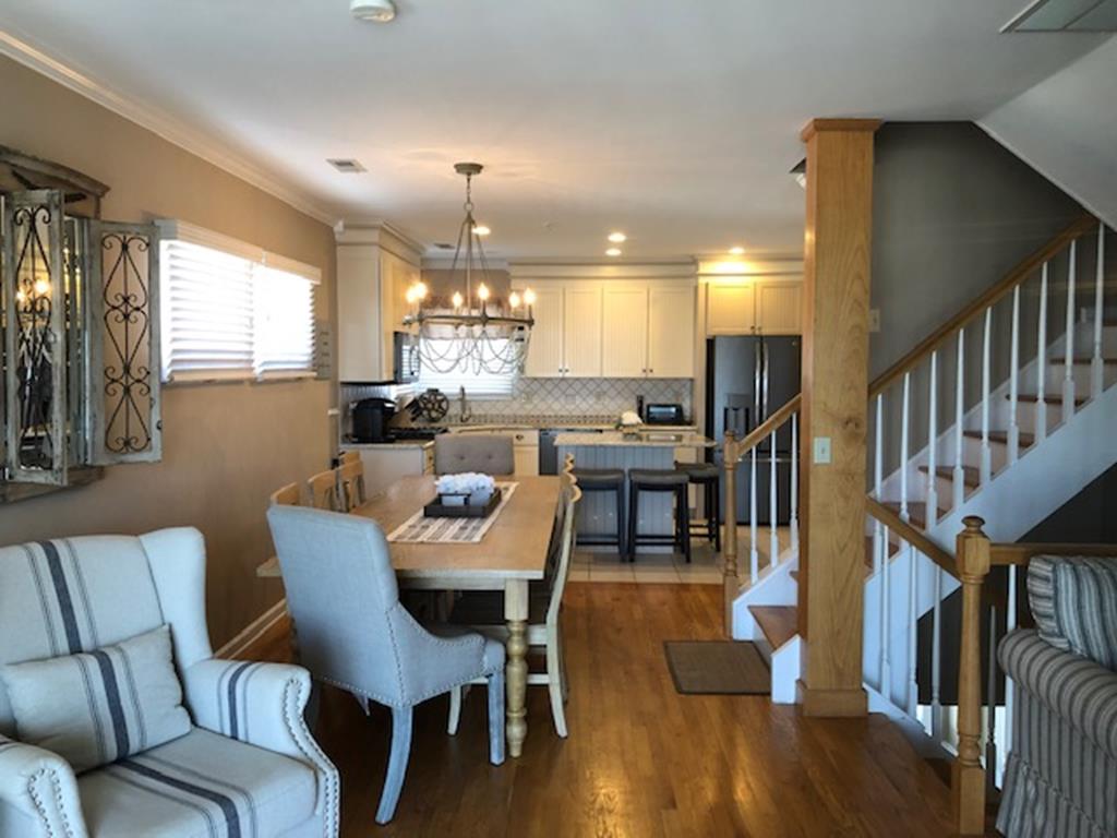 2501 Long Beach Boulevard, Spray Beach (Ocean Side)