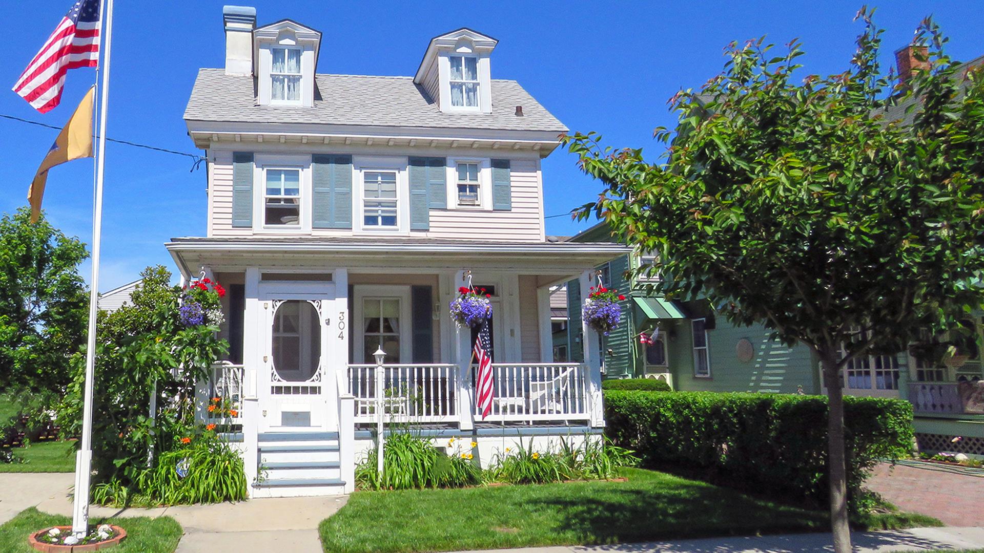 Close To Beach And Town Broadway Vacation Rental In West Cape May 