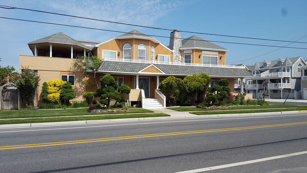 6100 Landis Avenue, Sea Isle City (Center)