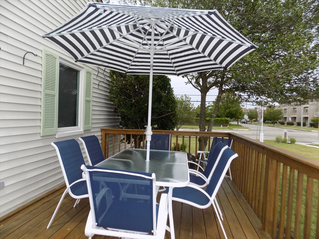 COMFORTABLE PET FRIENDLY TWIN | Photo 16