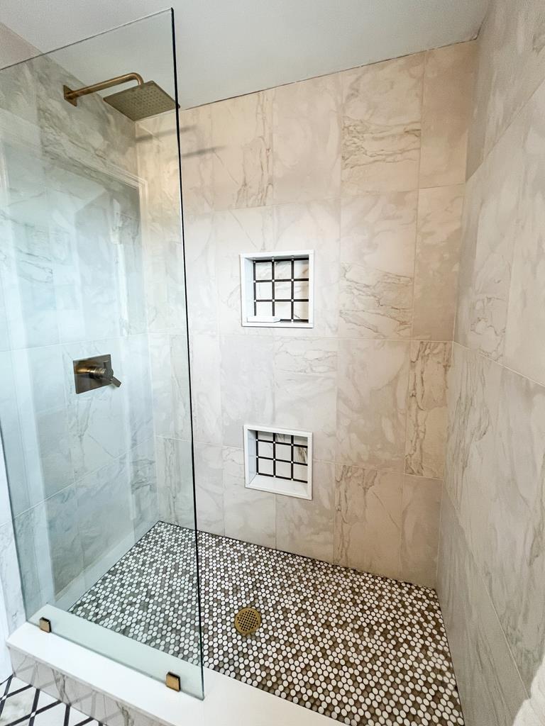 3 Bedroom/Gorgeous Sunset Views!! | Photo 13