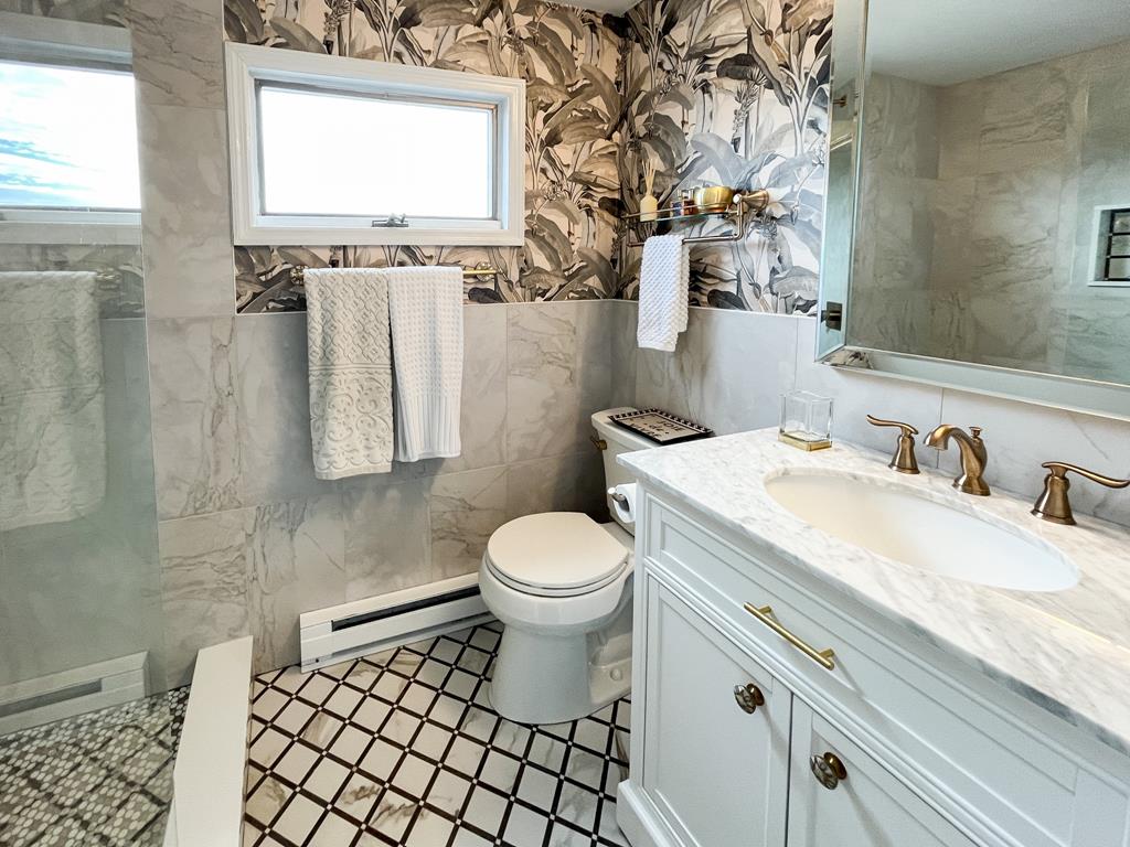 3 Bedroom/Gorgeous Sunset Views!! | Photo 11