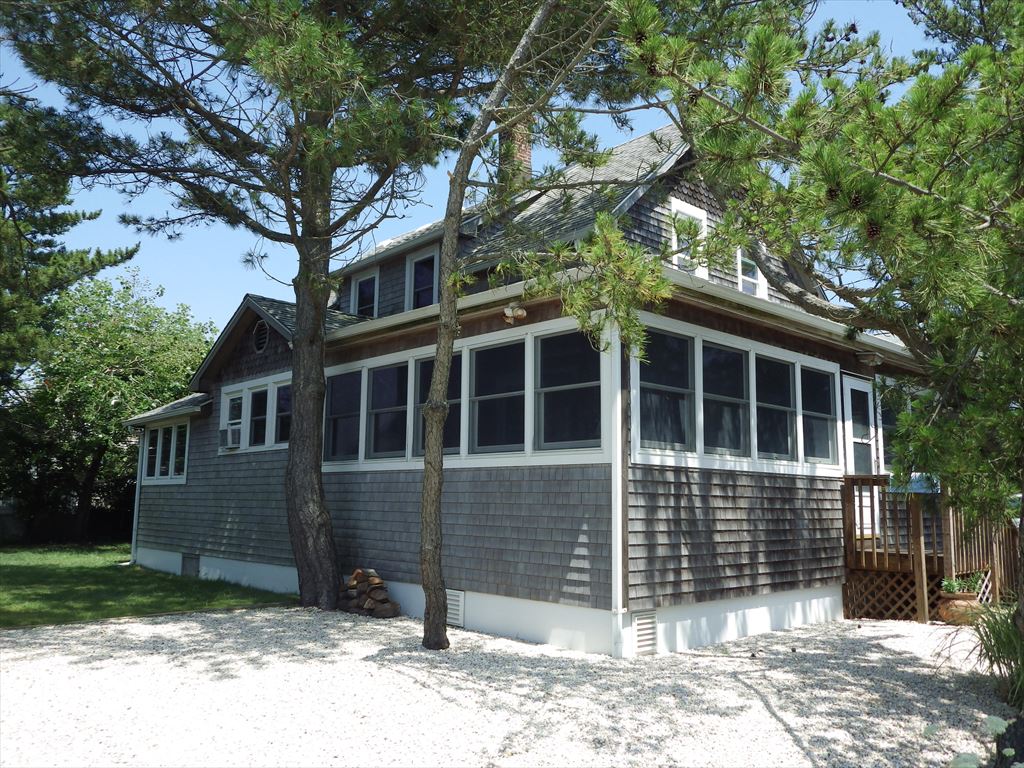 123 E 31st Street, front house, Ship Bottom (Ocean Block)