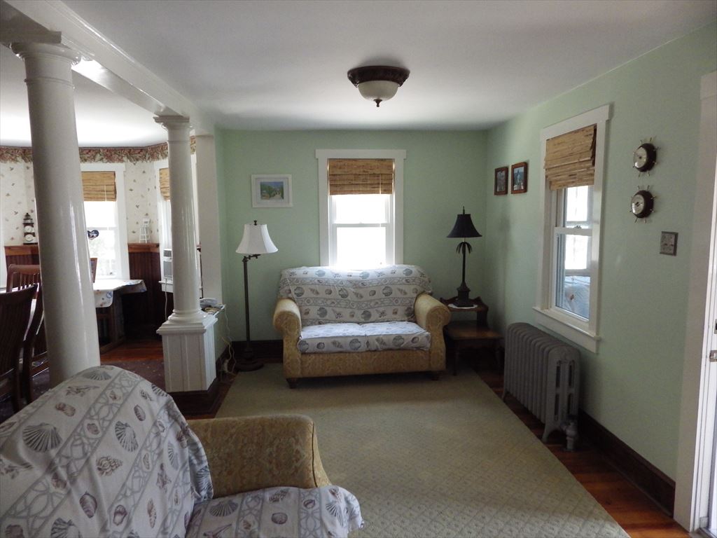 123 E 31st Street, front house, Ship Bottom (Ocean Block)