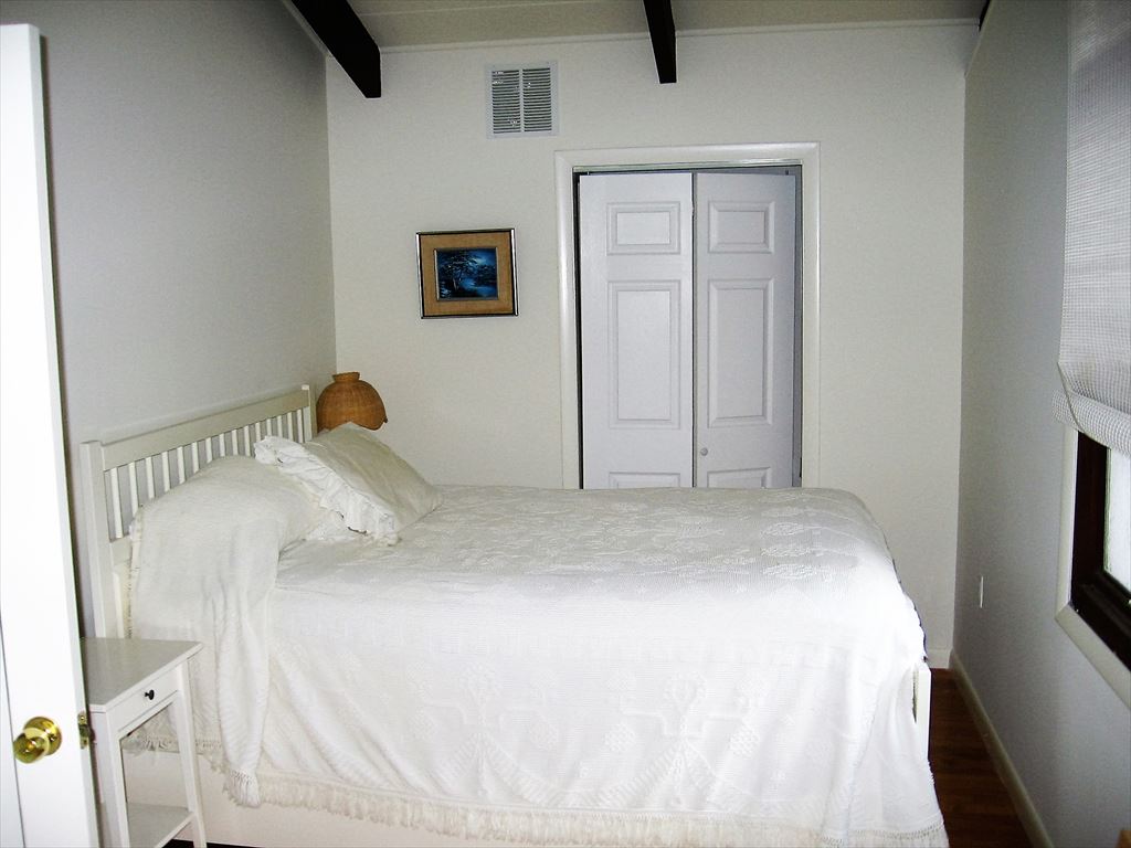 219 Stratford Avenue, Beach Haven (Ocean Block)