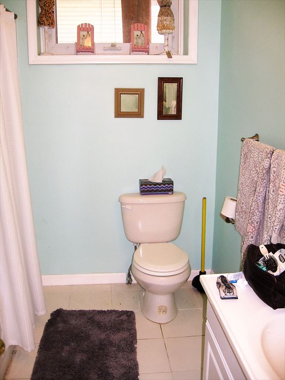 219 Stratford Avenue, Beach Haven (Ocean Block)