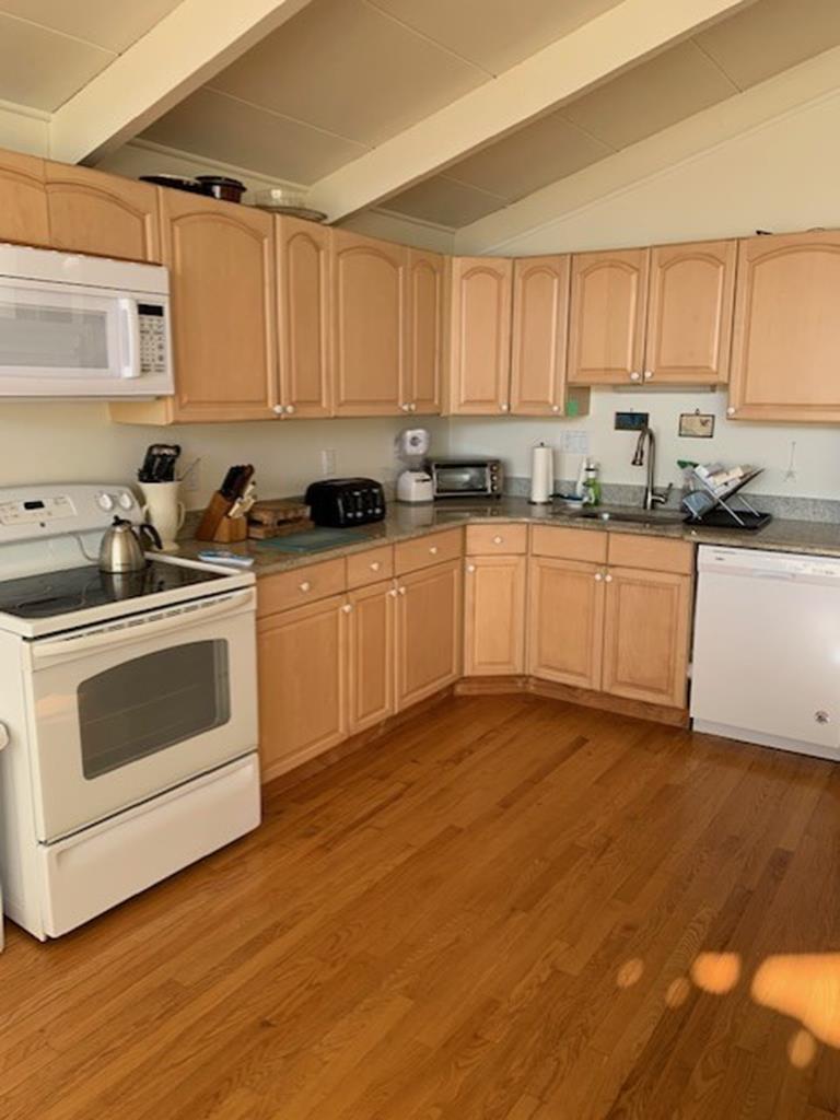 219 Stratford Avenue, Beach Haven (Ocean Block)