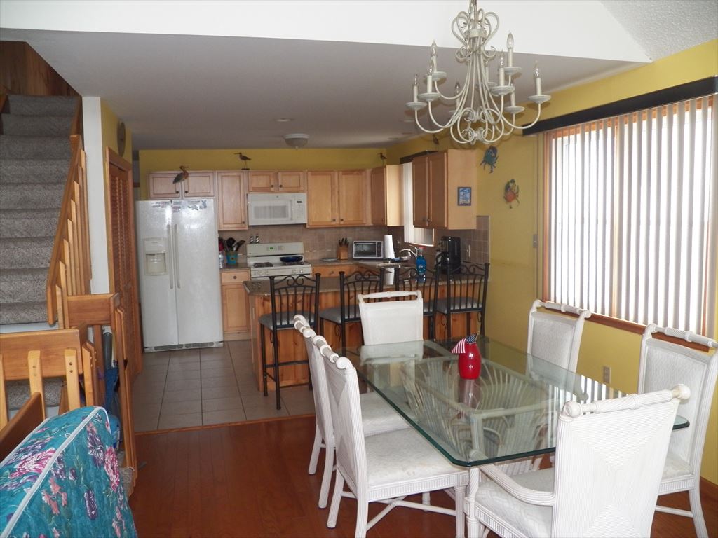 102 45th Street - Picture 