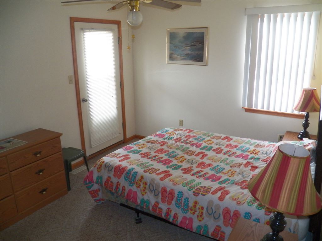 102 45th Street - Picture 