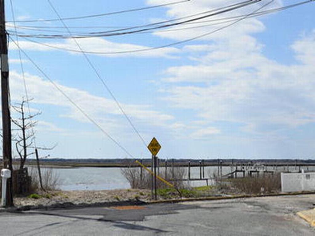 329 56th Street, Sea Isle City (Center)