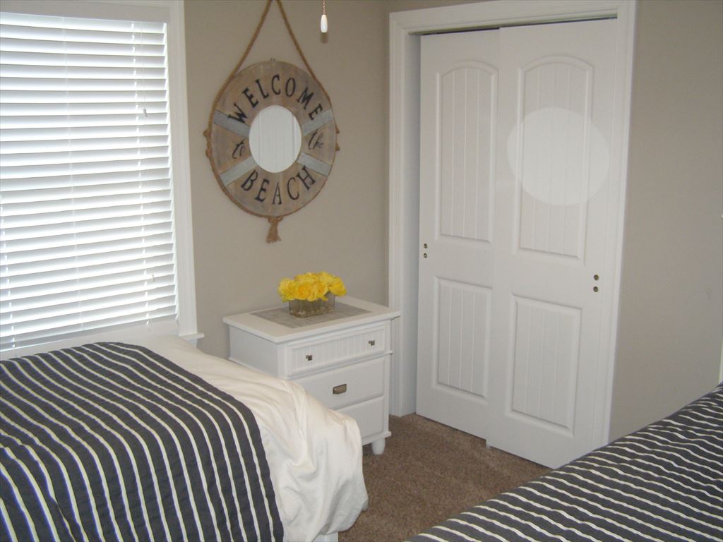 118 46th Street - Picture 