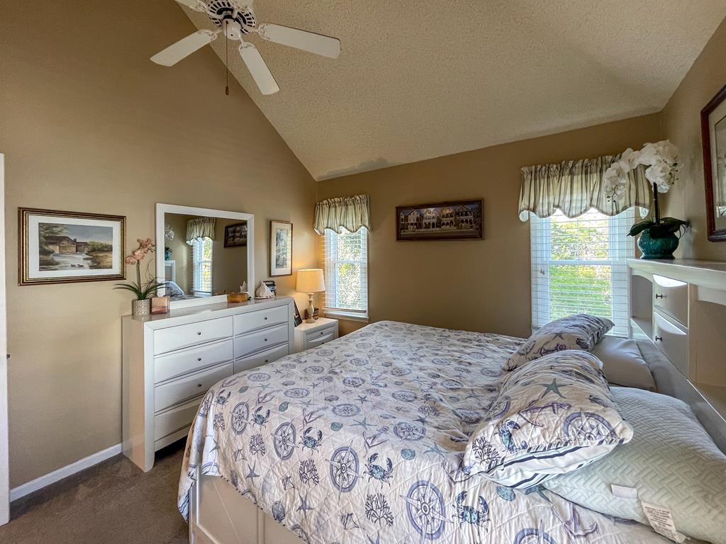 39 Lincoln Avenue | Photo 22