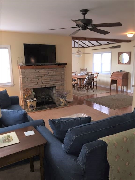 11306 Long Beach Blvd, Haven Beach (Bay Side)