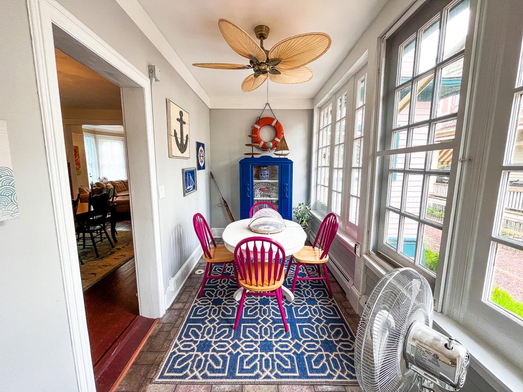 The Linda Lee | Photo 12