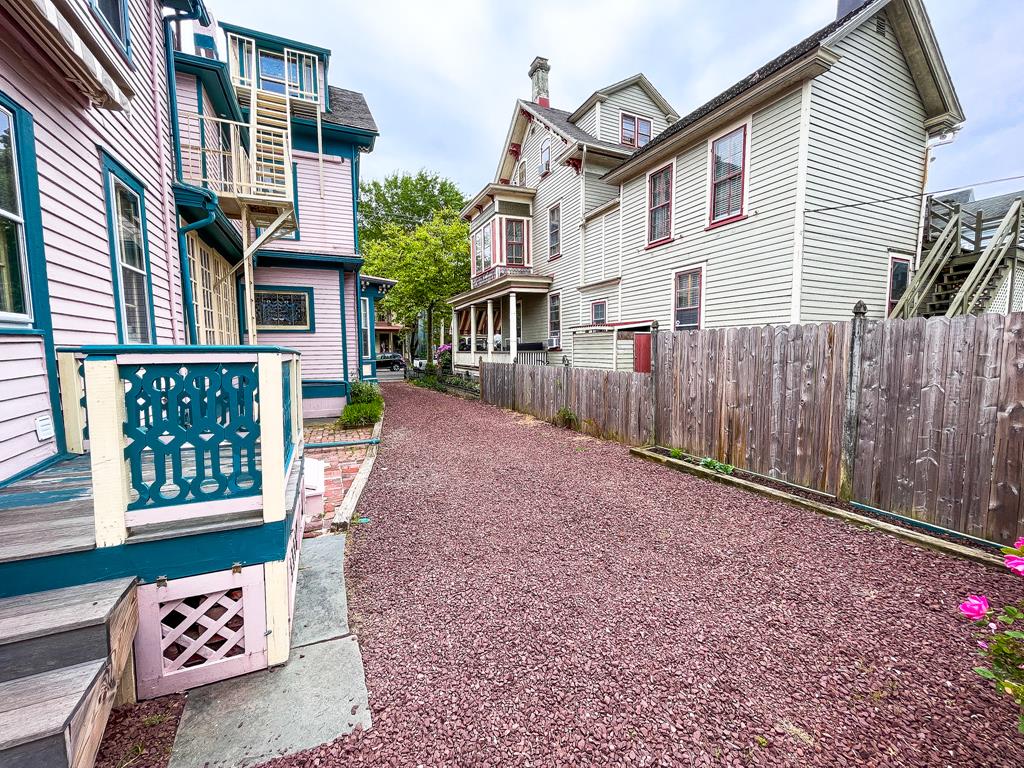 The Linda Lee | Photo 27