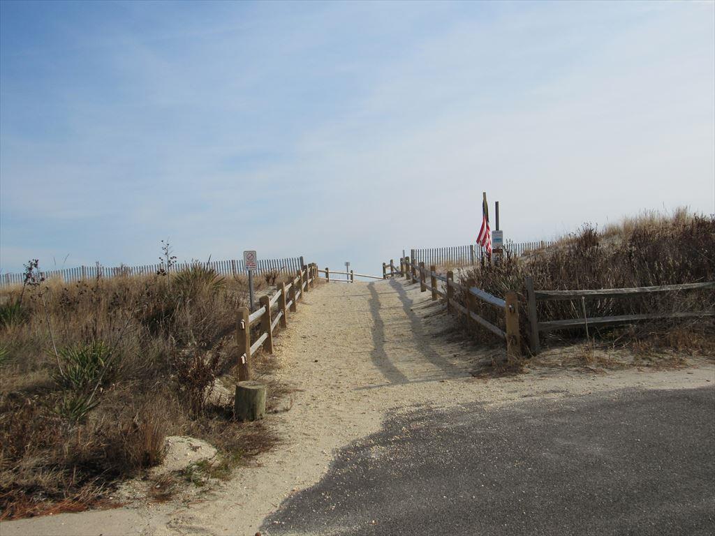 25 84th street - Picture 