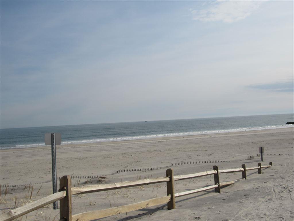 25 84th street - Picture 