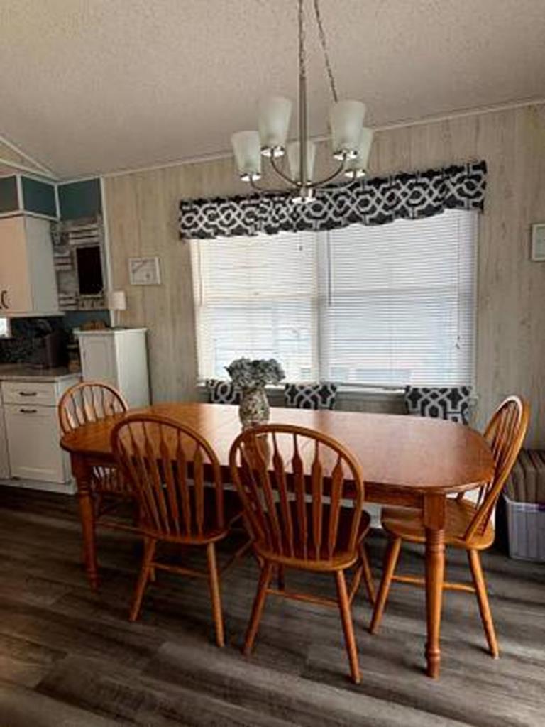25 84th street - Picture 