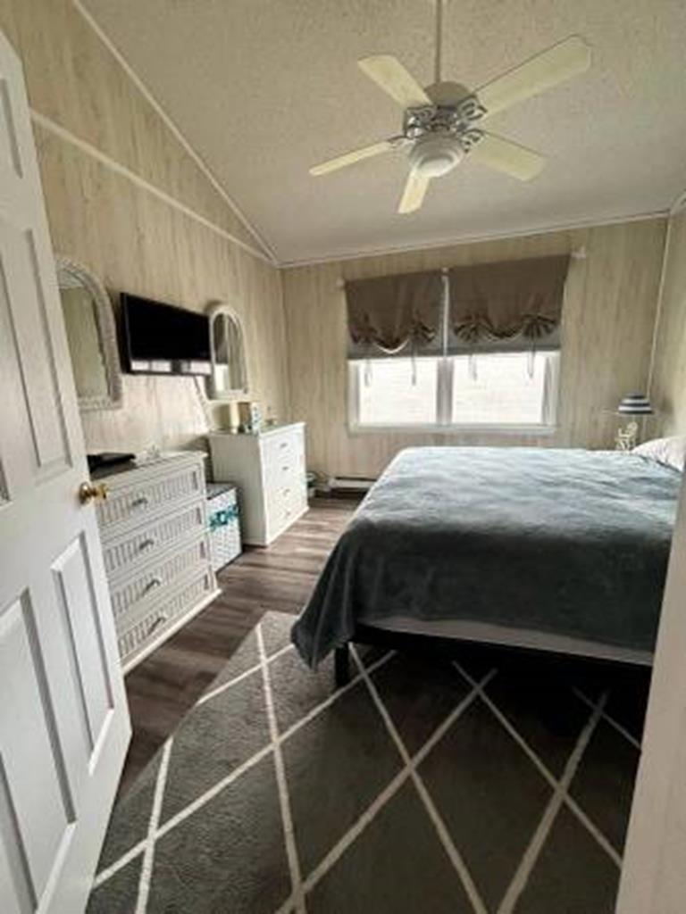 25 84th street - Picture 