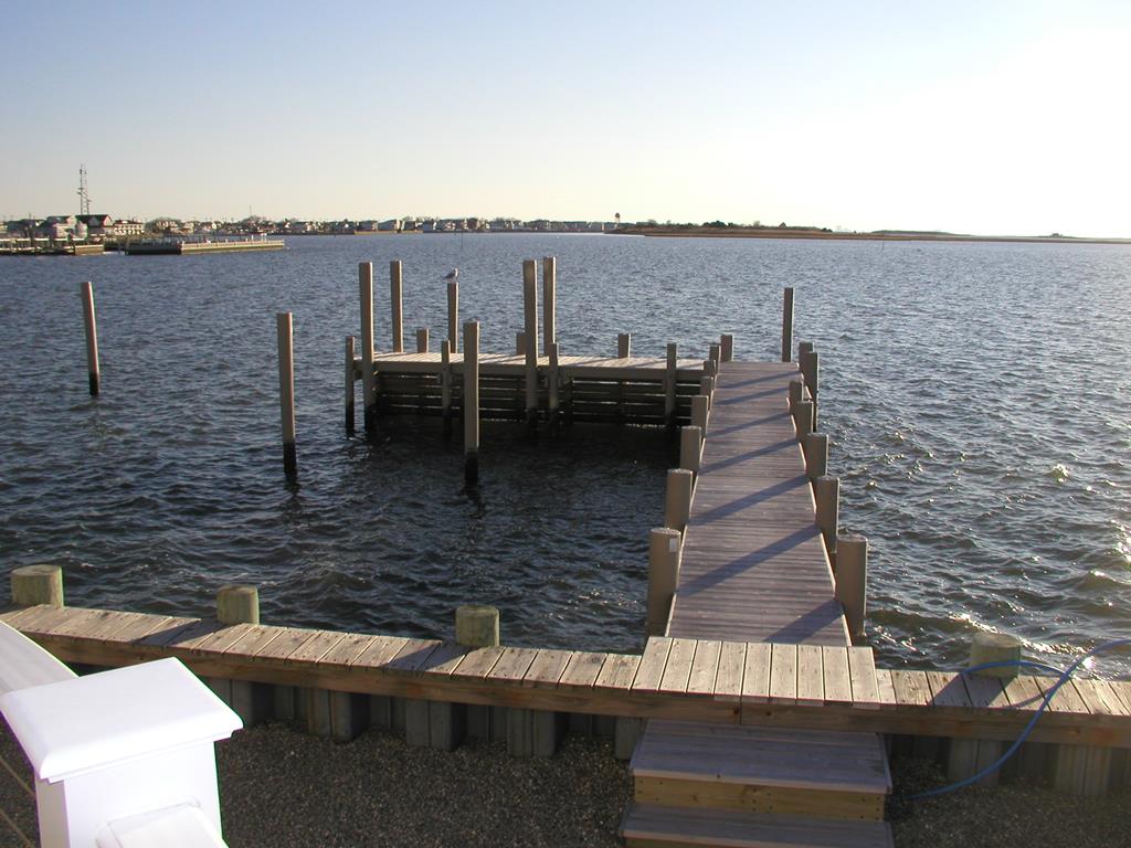 148 W Delaware Avenue, Beach Haven Terrace (Bay Front)