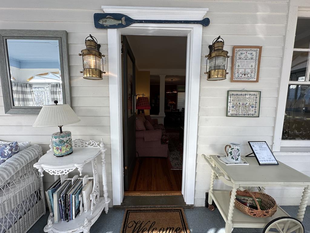 North Street Beach Cottage | Photo 5