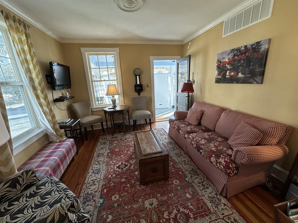 North Street Beach Cottage | Photo 7