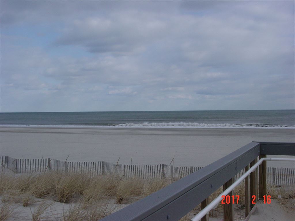 4400 Beach, Sea Isle City (Beach Front)