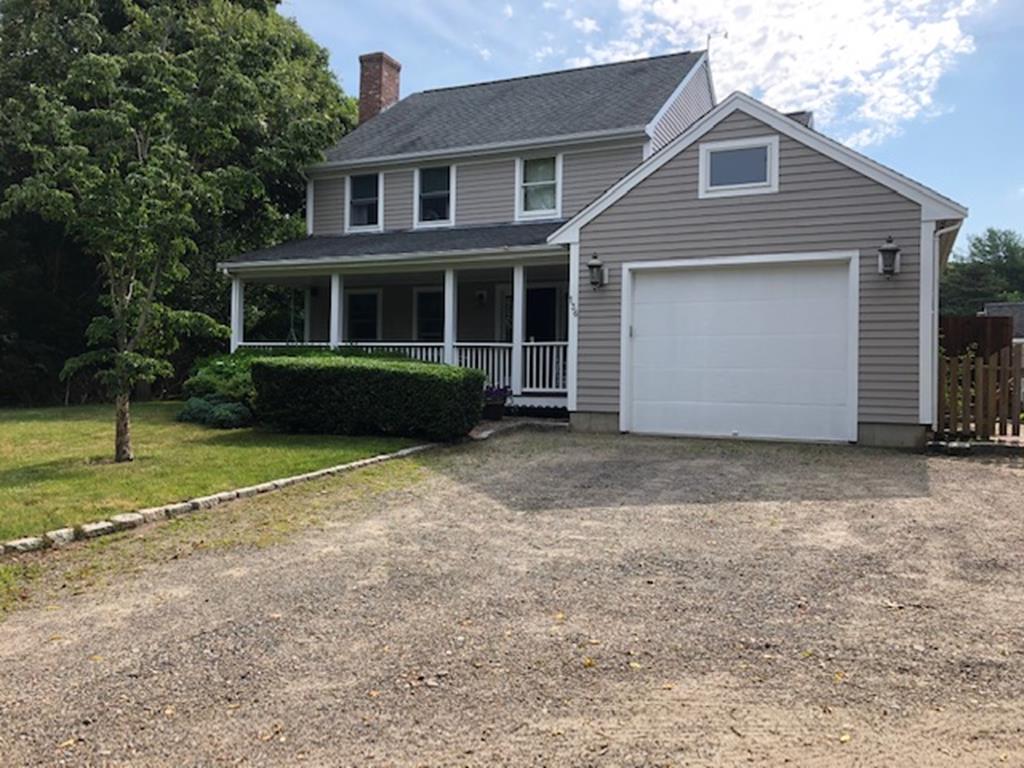 136 County Road, Oak Bluffs, MA 02557, Residential