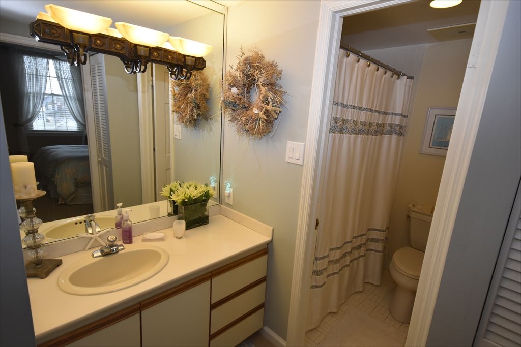 The Captains Ocean Front Condo | Photo 24