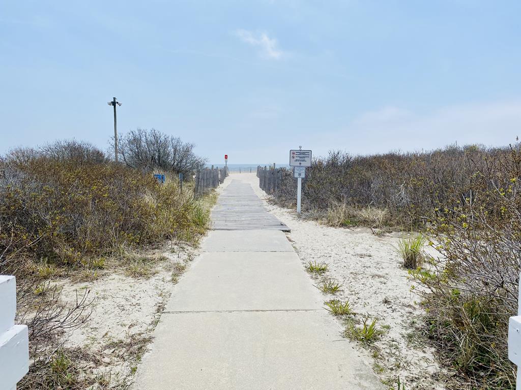 The Captains Ocean Front Condo | Photo 26