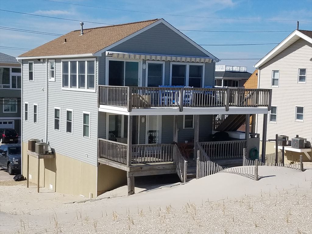 4103 S Long Beach Boulevard, Holgate