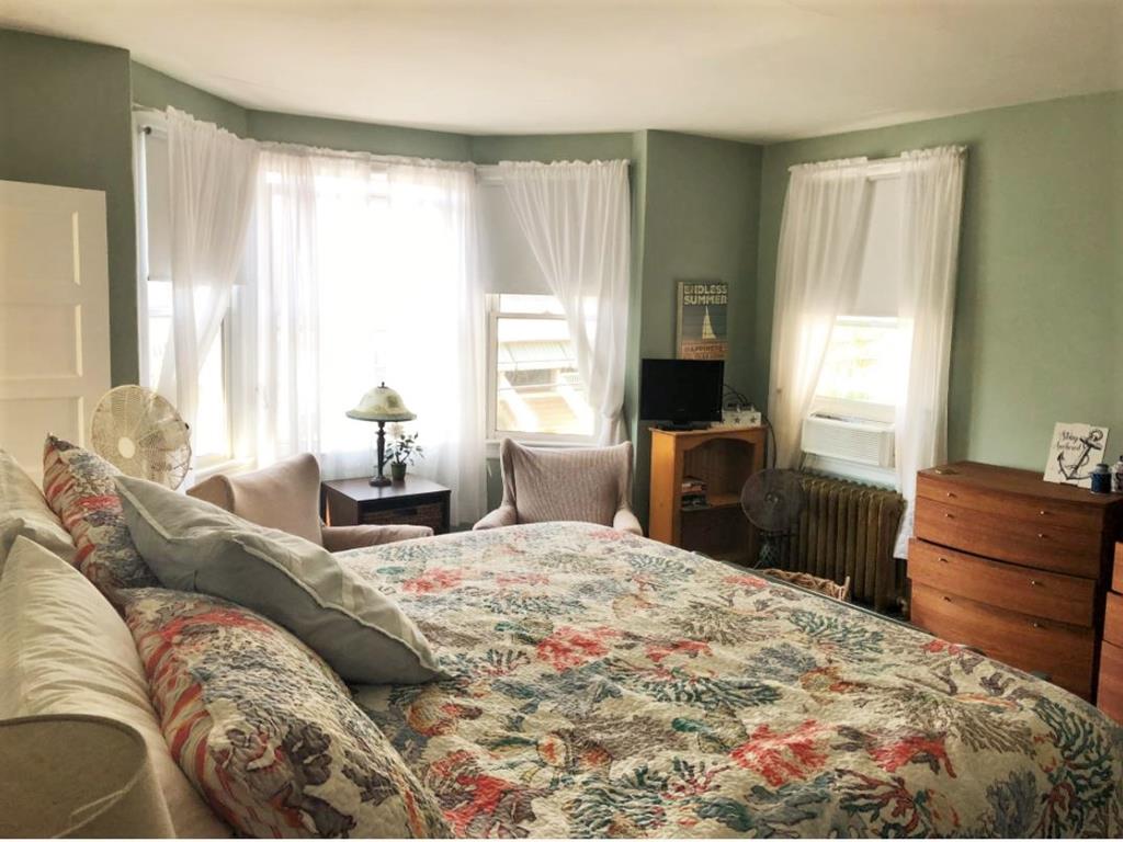 Oceanview on Stockton | Photo 22