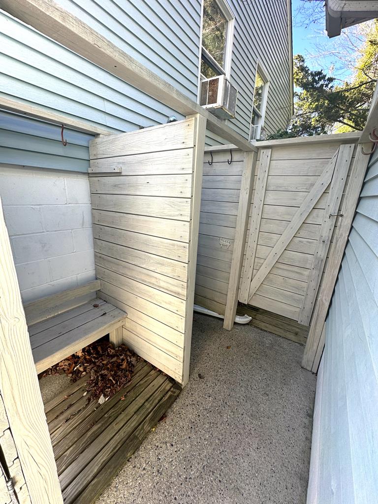 313 Coral Avenue | Photo 34