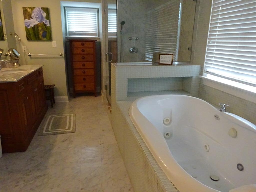 Large Home with Pool - 2 Sea Bay | Photo 18