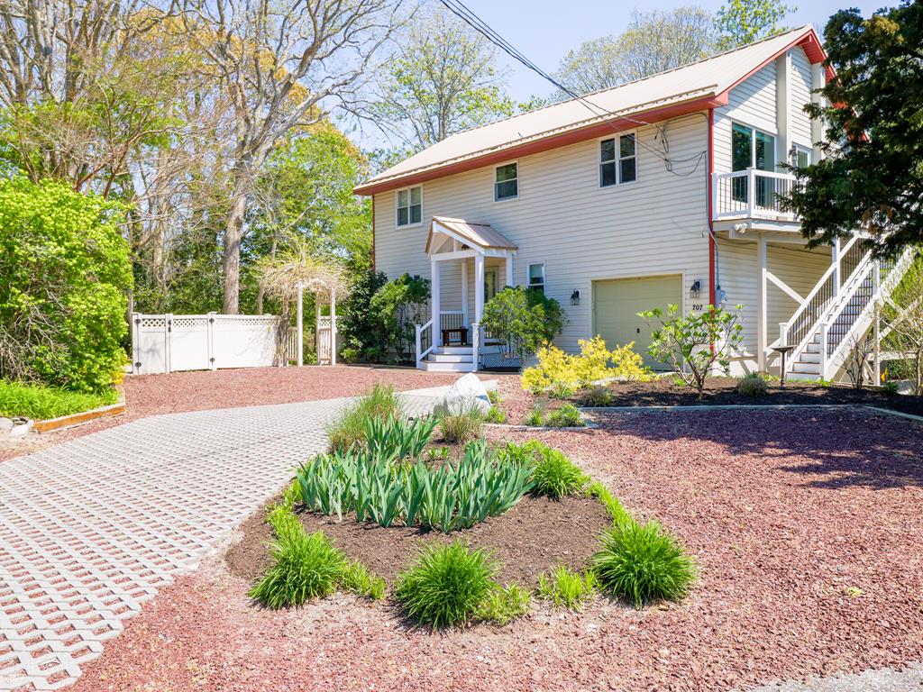 707 E Lake Drive - Birds Eye View | Photo 3