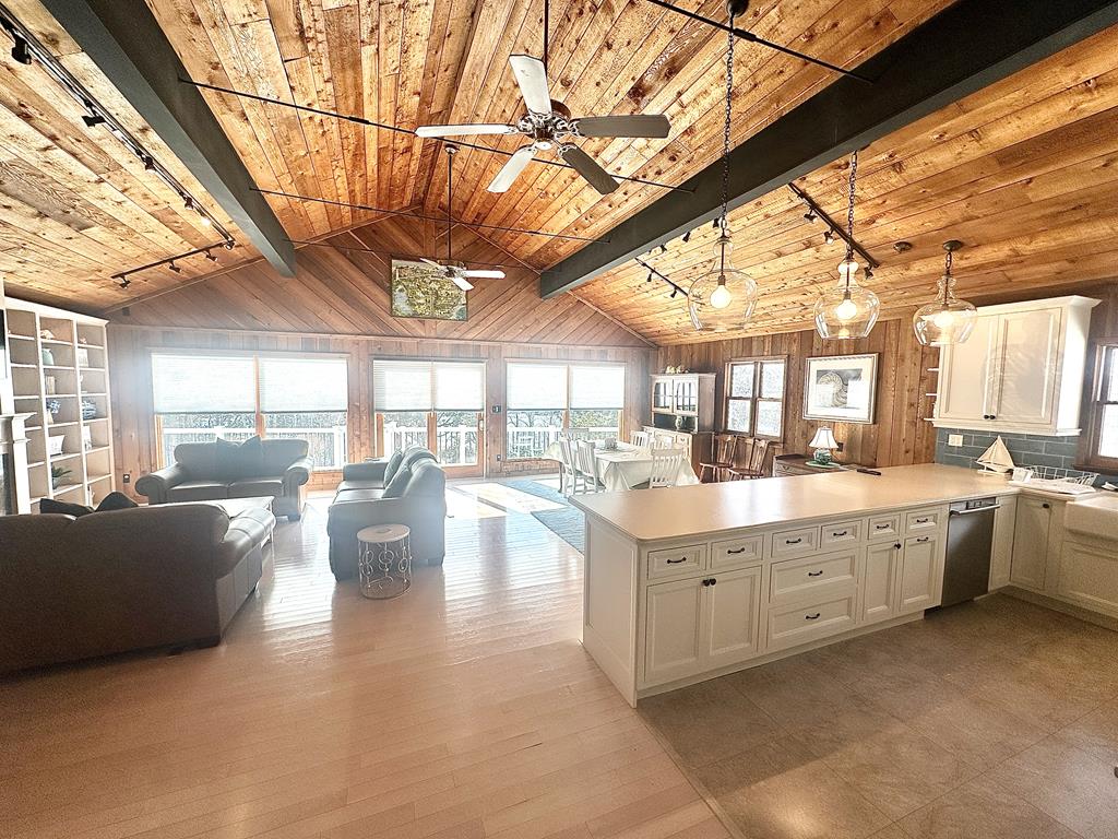 707 E Lake Drive - Birds Eye View | Photo 15