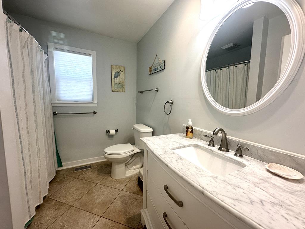 707 E Lake Drive - Birds Eye View | Photo 9