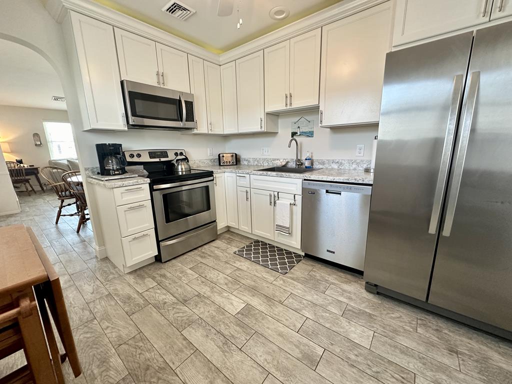 1353 Missouri Ave. | Photo 13