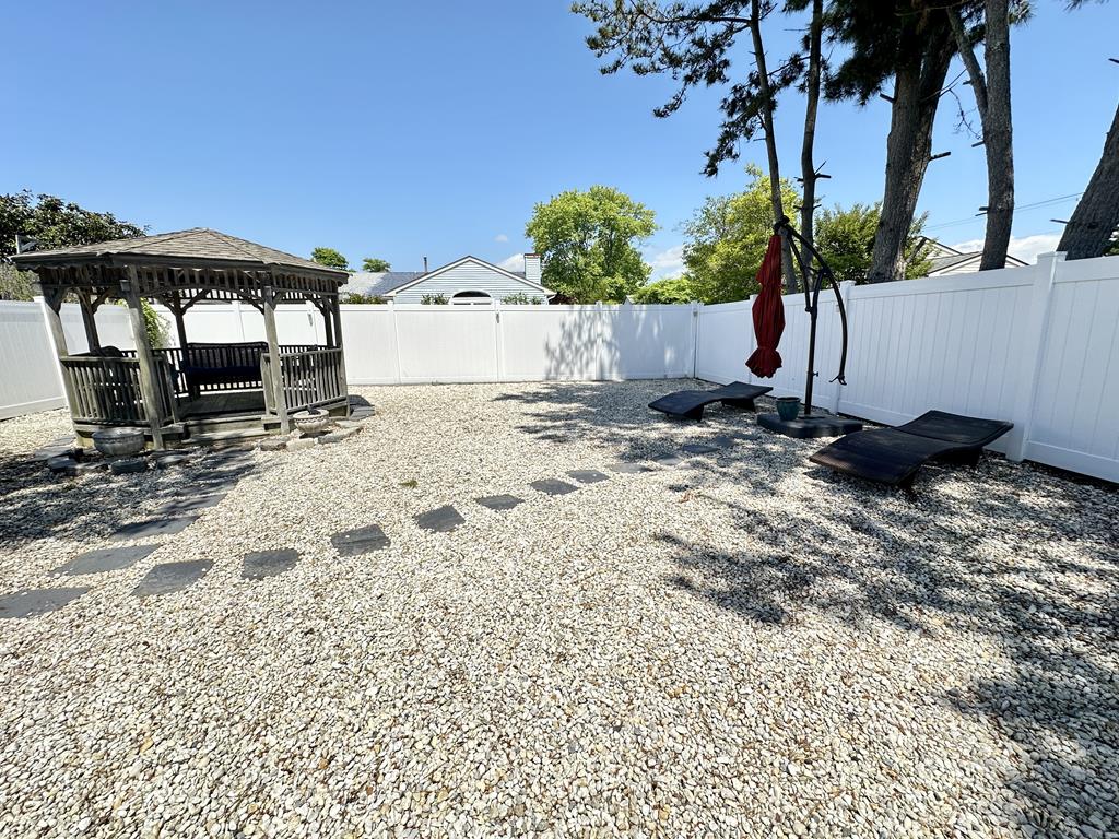 1353 Missouri Ave. | Photo 27