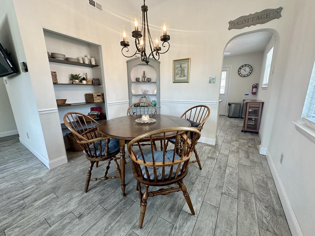 1353 Missouri Ave. | Photo 11