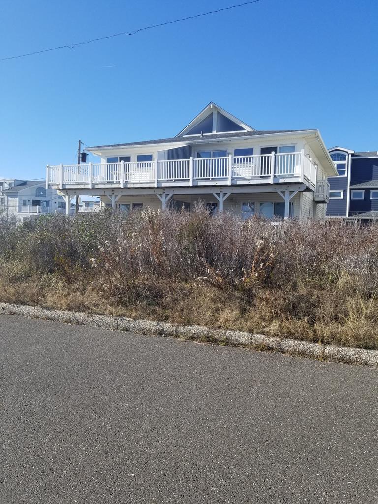 5118 Marine Place, Sea Isle City (Beach Front)