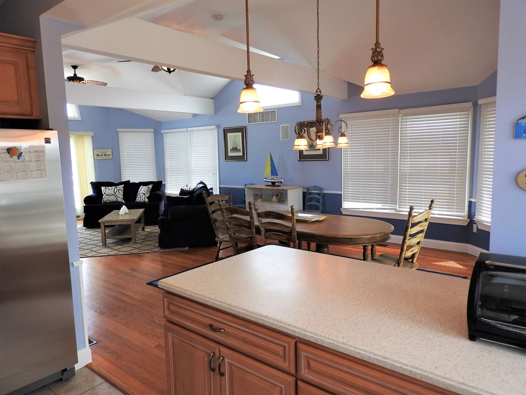 514 N. Atlantic Avenue, Beach Haven (Ocean Side)