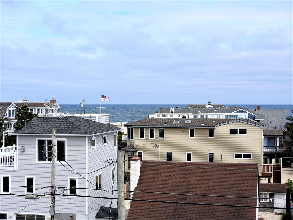 514 N. Atlantic Avenue, Beach Haven (Ocean Side)
