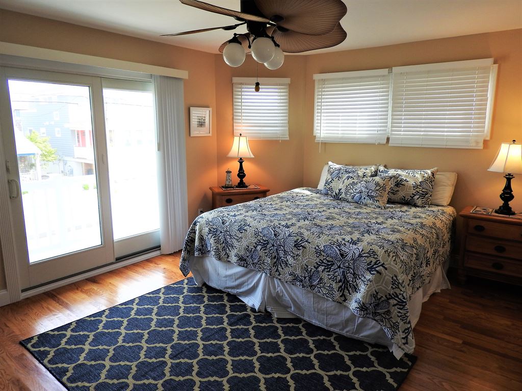 514 N. Atlantic Avenue, Beach Haven (Ocean Side)