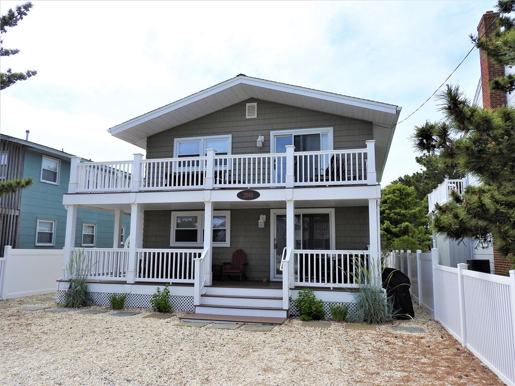 2010 S. Bay Avenue, Beach Haven