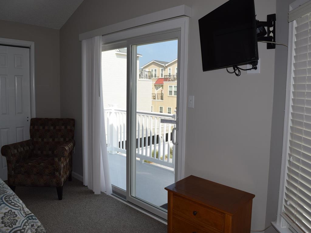 4404 Pleasure Avenue, Sea Isle City (Beach Block)